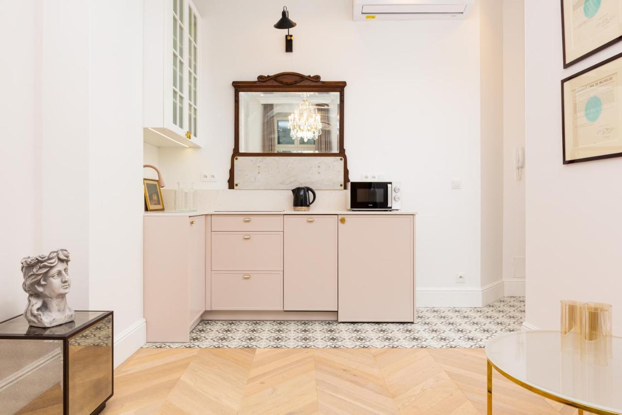 Lux Studio Kamienica Noakowskiego 16 By Noclegi Renters ワルシャワ エクステリア 写真